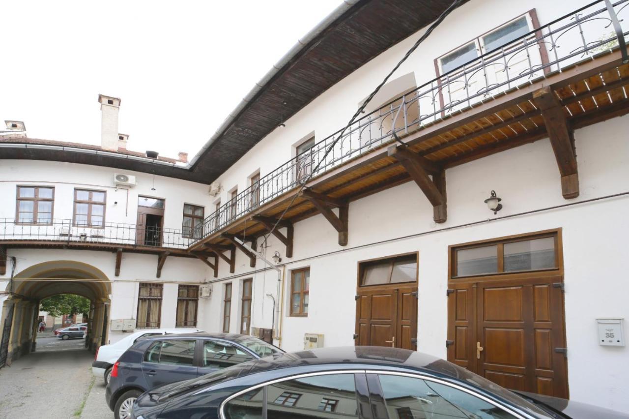 Virag Apartman Luxury Odorheiu Secuiesc Exteriér fotografie